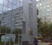 Commercial window cleaning